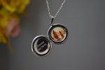 Cargar imagen en el visor de la galería, Locket Necklace
